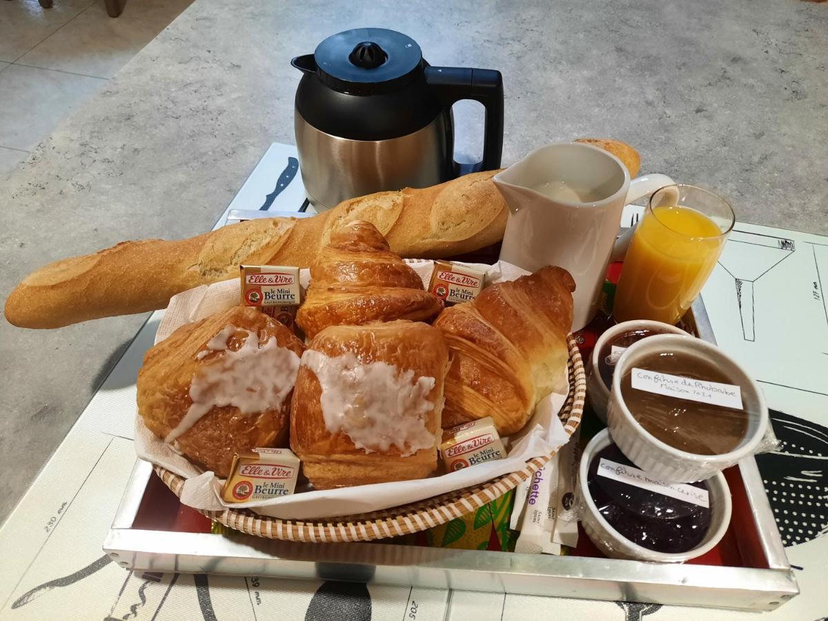 Au Bonheur Des Hirondelles *